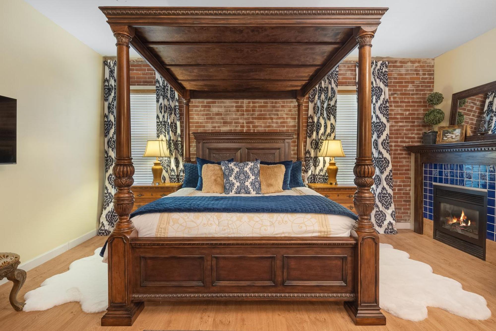 Beland Mansion-Royal Crown Suite! Fort Smith Esterno foto