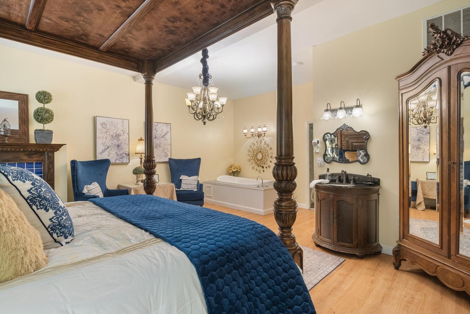 Beland Mansion-Royal Crown Suite! Fort Smith Esterno foto